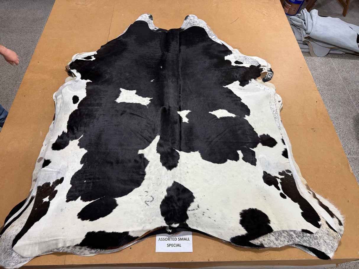 Genuine Cowhide Floor Rug 506