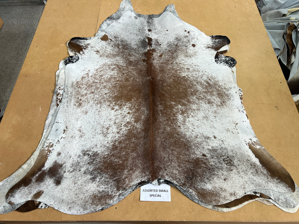 Genuine Cowhide Floor Rug 913