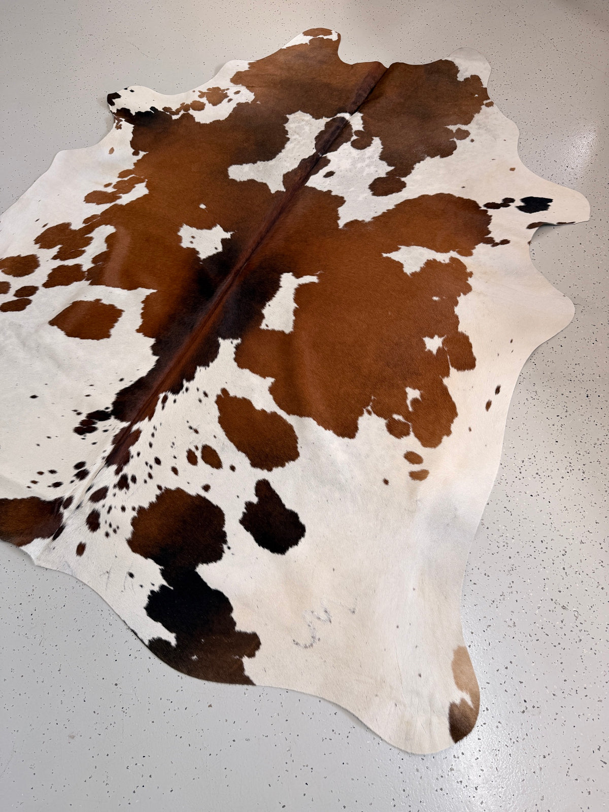 Reddish Brown Cowhide Rug, hide #622, 204 x 220cm