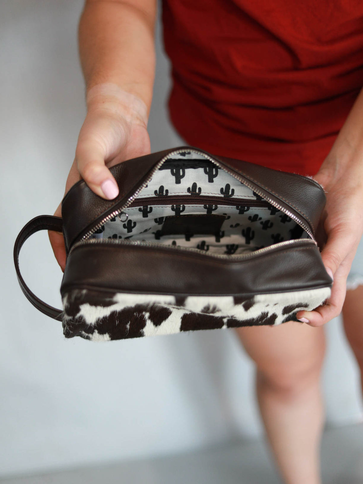 Kelsey Toiletries Bag - Dark Brown