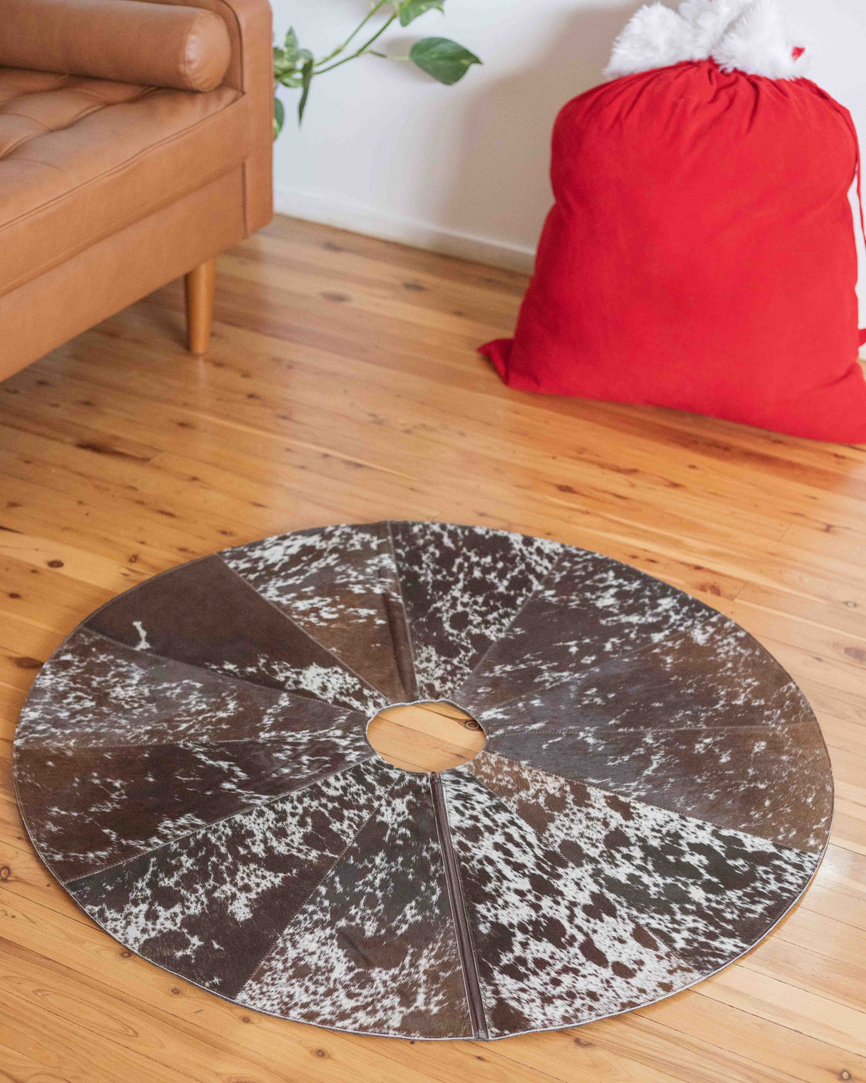 Christmas Tree Skirt -  Cowhide