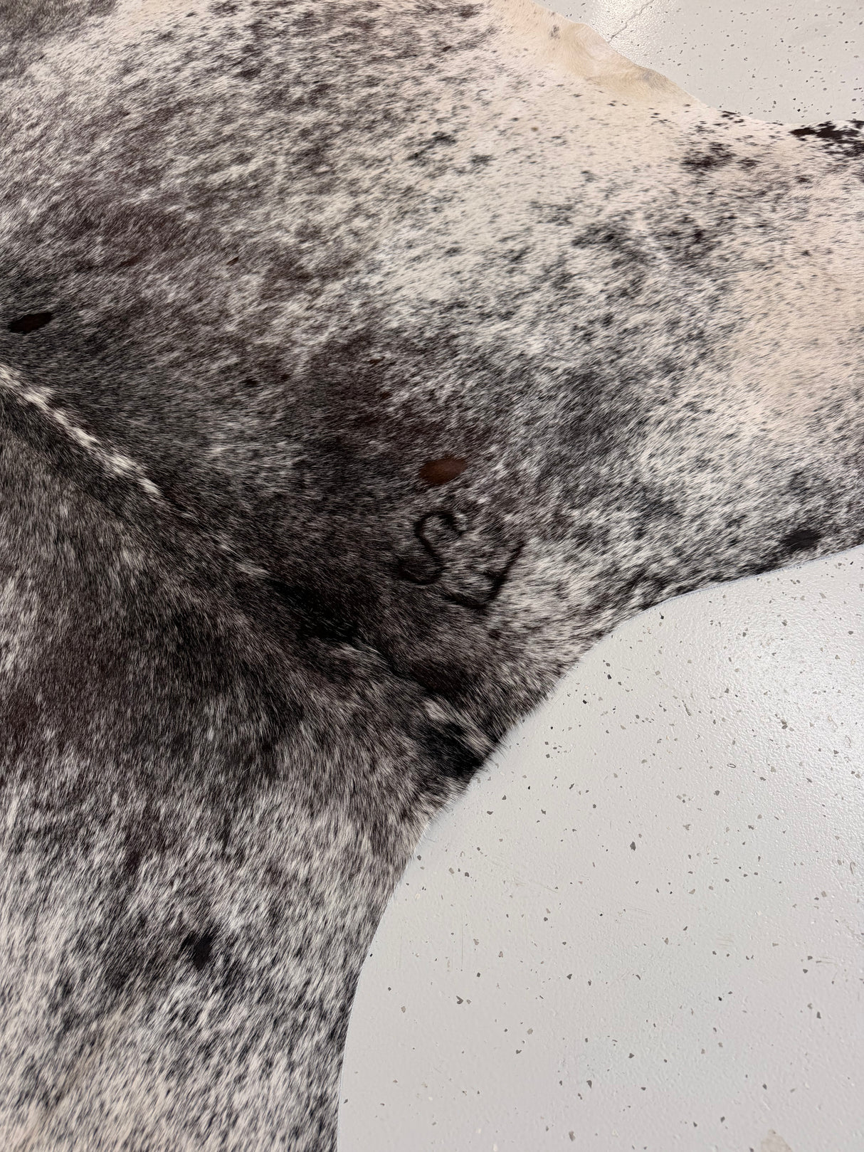 Genuine Cowhide Floor Rug 1099