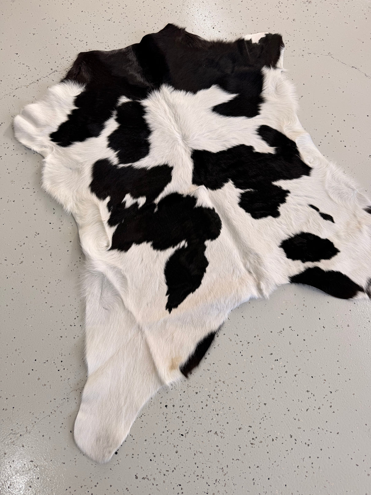 Calf Hide Floor Rug 013