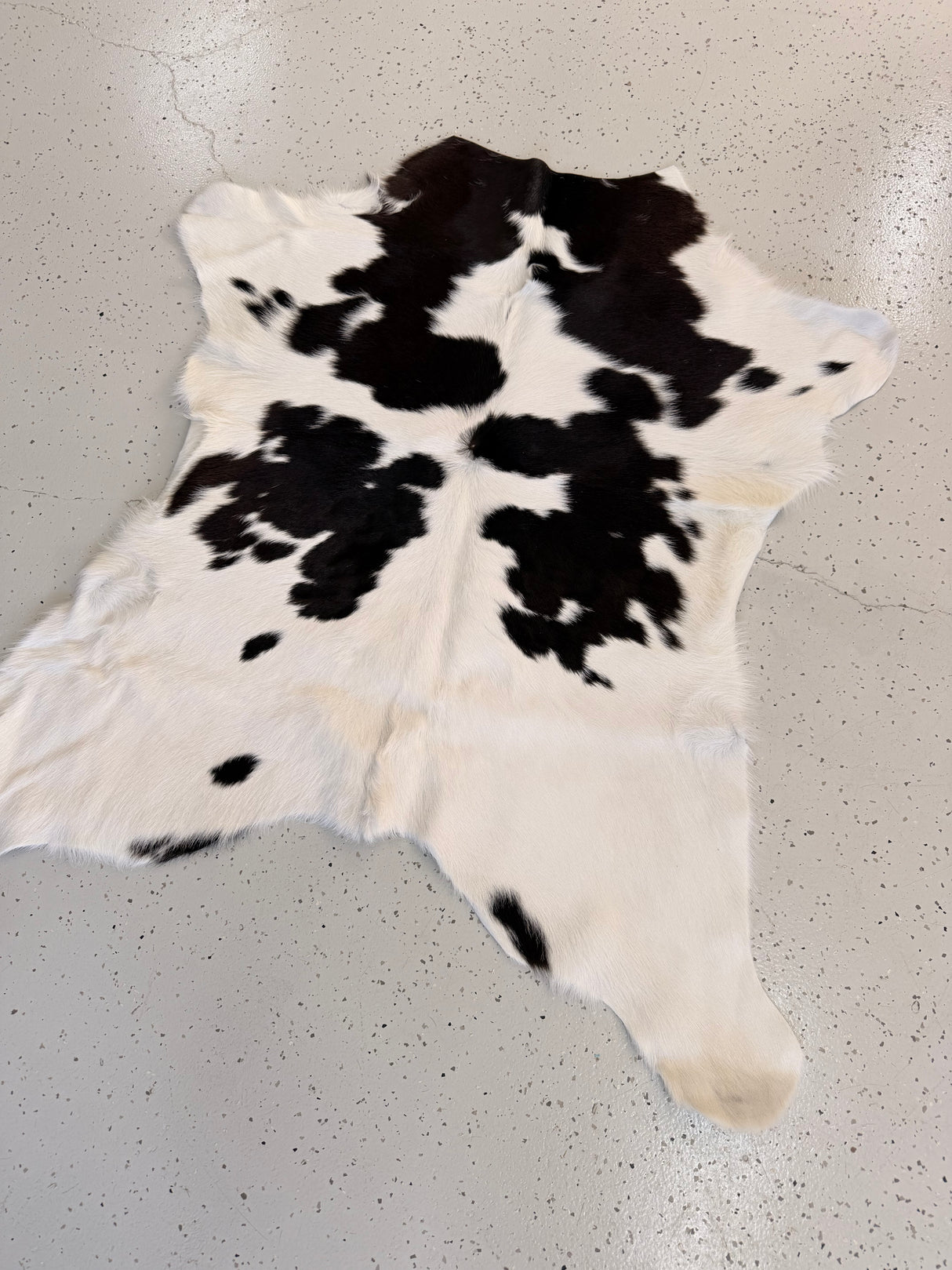 Calf Hide Floor Rug 015