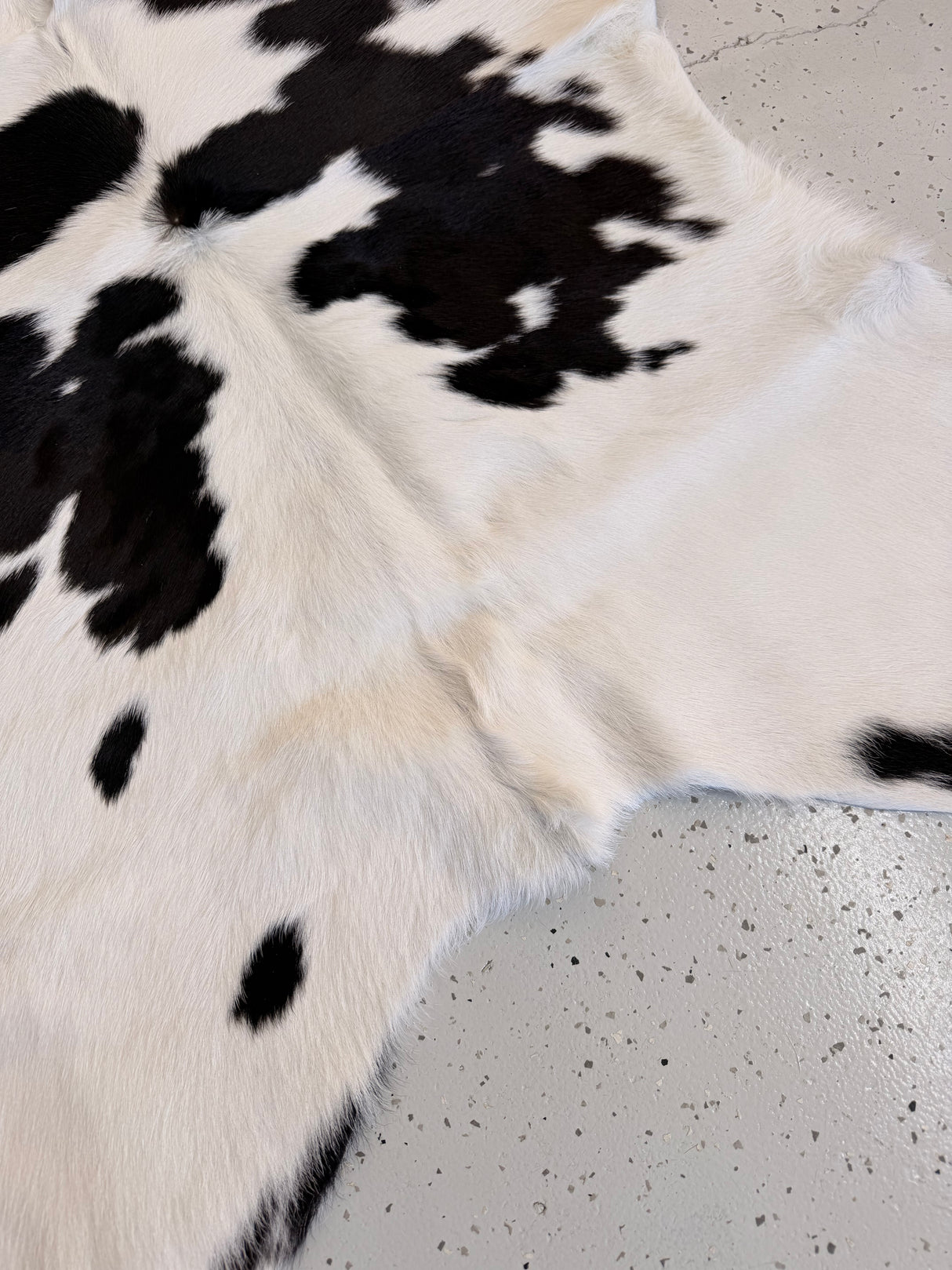 Calf Hide Floor Rug 015