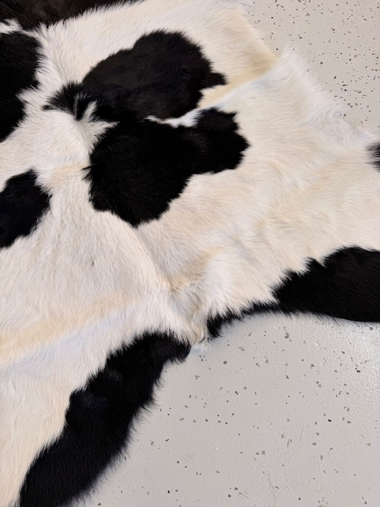 Calf Hide Floor Rug 018