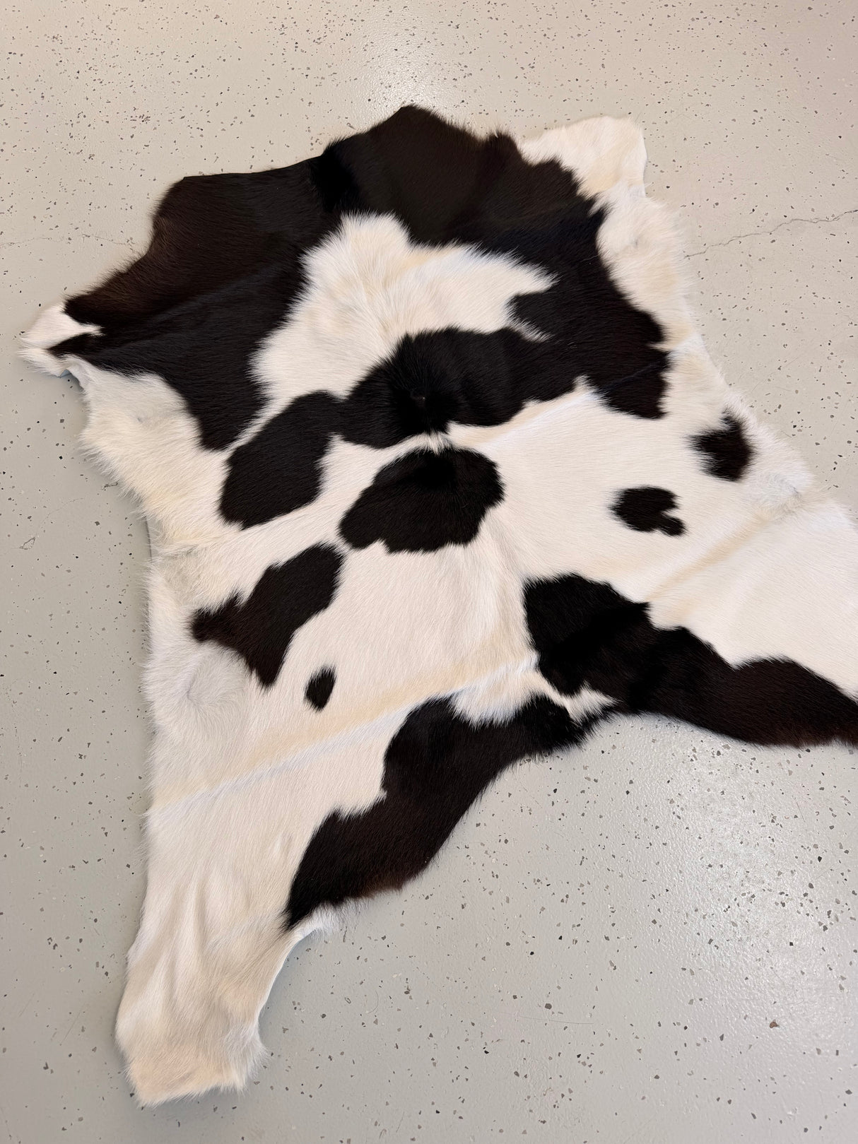 Calf Hide Floor Rug 019