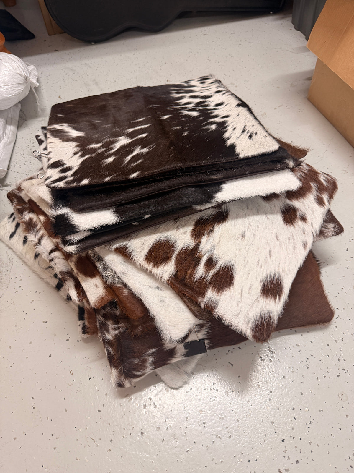 DENI Seconds | Cowhide Cushion Cover