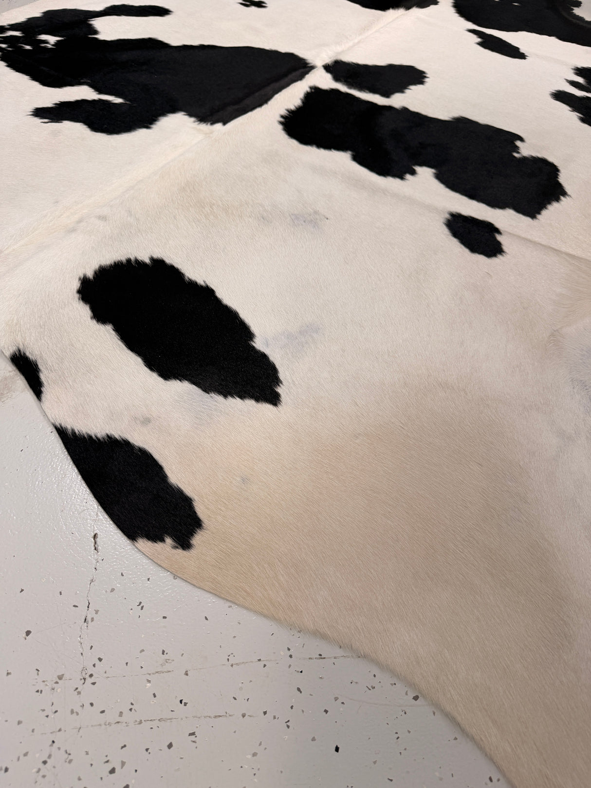 Genuine Cowhide Floor Rug 010