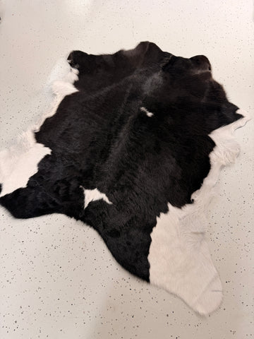 PROMO Calf Hide Floor Rug - 024